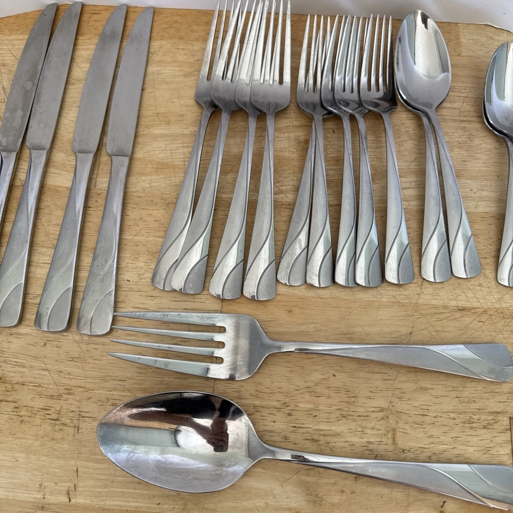 Oneida RIVER Flatware 20-pc Set Stainless Steel Satin and Glossy Swirls